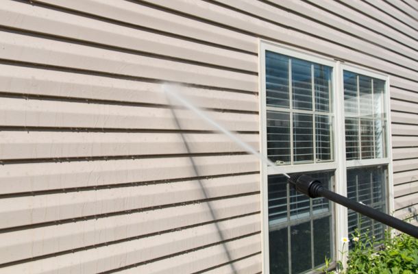 Siding-Cleaning-in-Sterling-Heights-Michigan